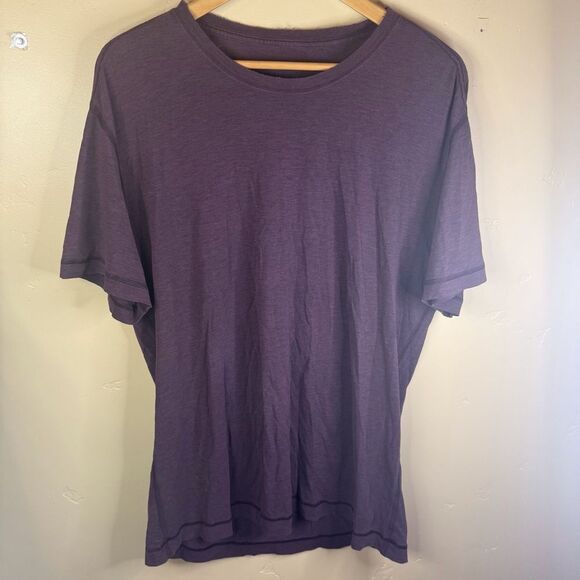 Lululemon Mens XL Burgundy Short Sleeve‎ Shirt Active Performance Casual Wear - Picture 1 of 5